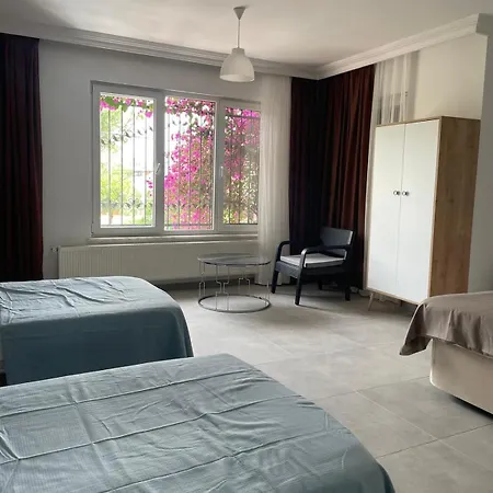 Evim Palace מלון