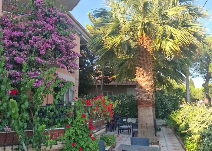 Evim Palace Ξενοδοχείο *